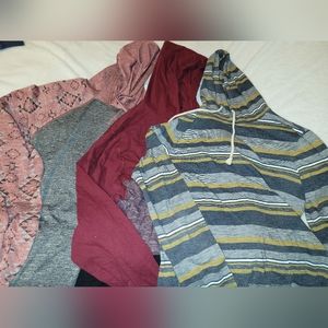 Mens Hooded tshirt bundle 1xSmal 2xMed